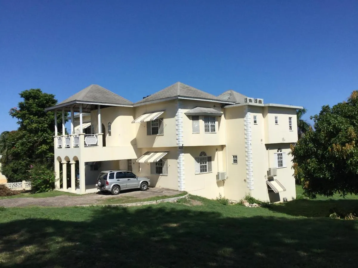 Mango Walk Guesthouse Montego Bay Guest house